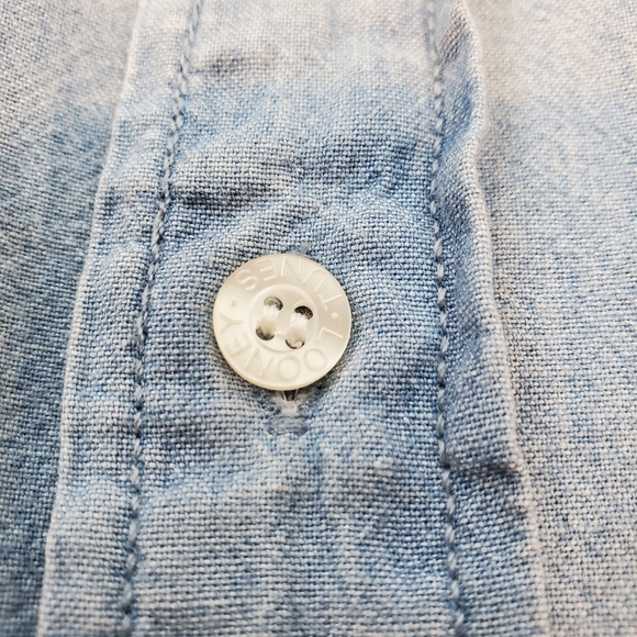 VTG Warner Brothers Bugs Bunny Tasmanian Devil Tweety Chambray Button Up Shirt - Picture 12 of 13